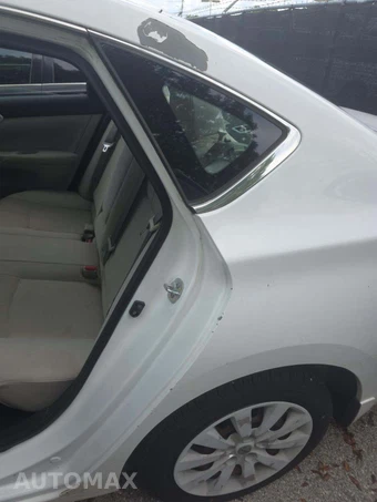 2015 Nissan Sentra S – miniatura 29