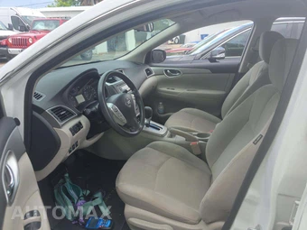 2015 Nissan Sentra S – miniatura 6
