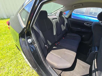 2015 Nissan Sentra S - miniatura 15
