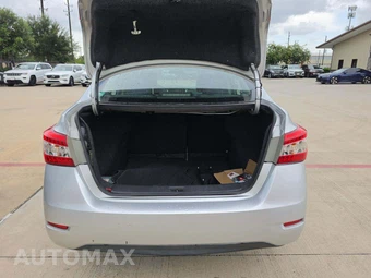 2015 Nissan Sentra S – miniatura 11