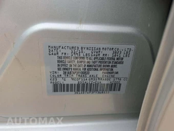 2015 Nissan Sentra S – miniatura 2