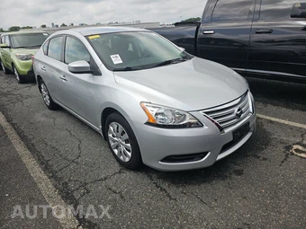 2015 Nissan Sentra S – miniatura 3