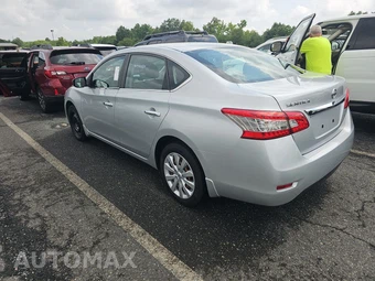 2015 Nissan Sentra S – miniatura 6