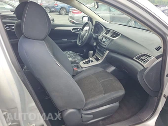 2015 Nissan Sentra S – miniatura 8