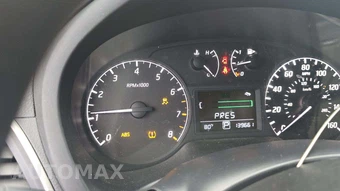 2015 Nissan Sentra S – miniatura 19