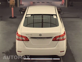 2015 Nissan Sentra S – miniatura 5
