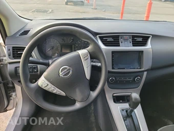 2015 Nissan Sentra S – miniatura 11