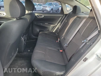 2015 Nissan Sentra S – miniatura 13