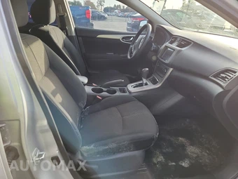 2015 Nissan Sentra S – miniatura 8