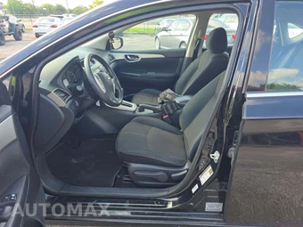 2015 Nissan Sentra S – miniatura 3