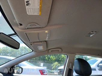 2015 Nissan Sentra SL - miniatura 17