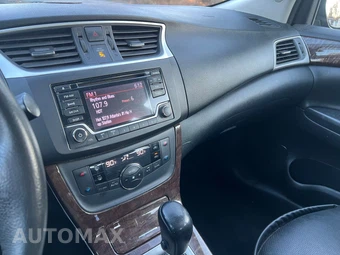 2015 Nissan Sentra SL - miniatura 9