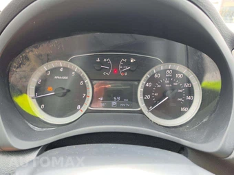 2015 Nissan Sentra SR – miniatura 6