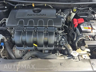 2015 Nissan Sentra SR - miniatura 15