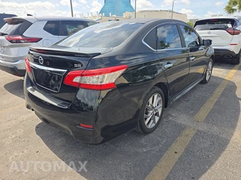 2015 Nissan Sentra SR - miniatura 4