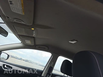 2015 Nissan Sentra SV – miniatura 18