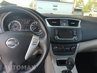 2015 Nissan Sentra SV – miniatura 11
