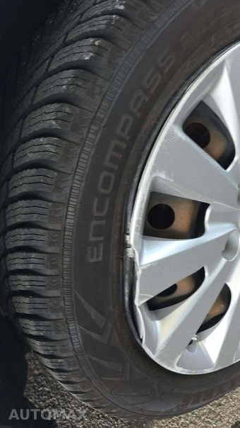 2015 Nissan Sentra SV – miniatura 28