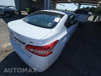 2015 Nissan Sentra SV – miniatura 4