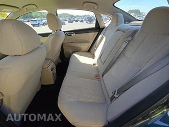 2015 Nissan Sentra SV – miniatura 13