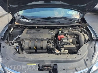 2015 Nissan Sentra SV – miniatura 18