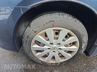 2015 Nissan Sentra SV – miniatura 8