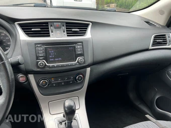 2015 Nissan Sentra SV - miniatura 17