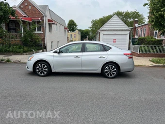 2015 Nissan Sentra SV - miniatura 2