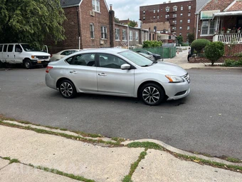 2015 Nissan Sentra SV - miniatura 7