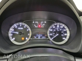 2015 Nissan Sentra SV – miniatura 12