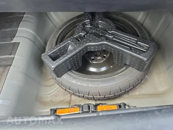 2015 Nissan Sentra SV – miniatura 17
