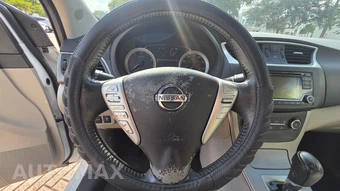 2015 Nissan Sentra SV - miniatura 10
