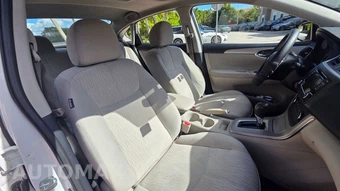 2015 Nissan Sentra SV - miniatura 15