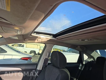 2015 Nissan Sentra SV – miniatura 17