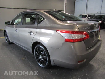 2015 Nissan Sentra SV – miniatura 4