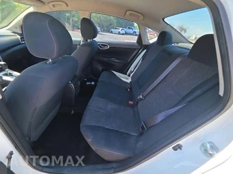 2015 Nissan Sentra SV – miniatura 13