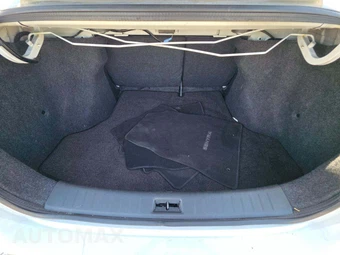 2015 Nissan Sentra SV – miniatura 14