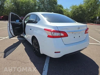2015 Nissan Sentra SV – miniatura 2