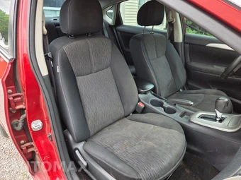 2015 Nissan Sentra SV – miniatura 12