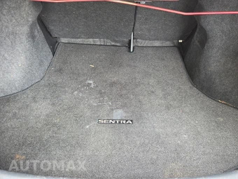 2015 Nissan Sentra SV – miniatura 17