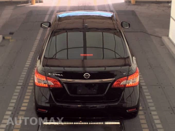 2015 Nissan Sentra SV - miniatura 5