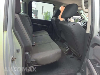 2015 Nissan TITAN S Crew Cab Short Bed - miniatura 16
