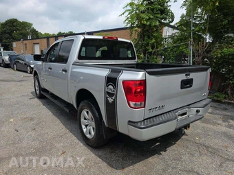 2015 Nissan TITAN S Crew Cab Short Bed - miniatura 2