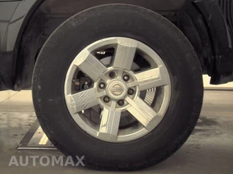 2015 Nissan TITAN SV Crew Cab Short Bed - miniatura 12