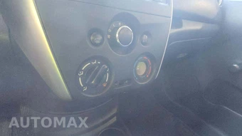2015 Nissan Versa Note S Plus – miniatura 24