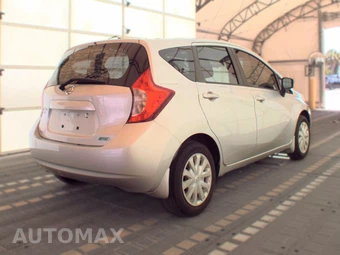 2015 Nissan Versa Note S Plus – miniatura 4