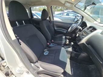 2015 Nissan Versa Note S Plus – miniatura 8