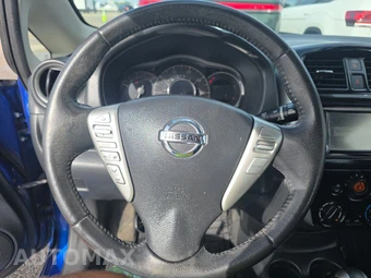 2015 Nissan Versa Note SL – miniatura 10