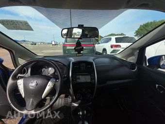 2015 Nissan Versa Note SL – miniatura 11
