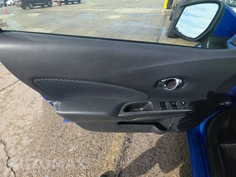 2015 Nissan Versa Note SL – miniatura 9